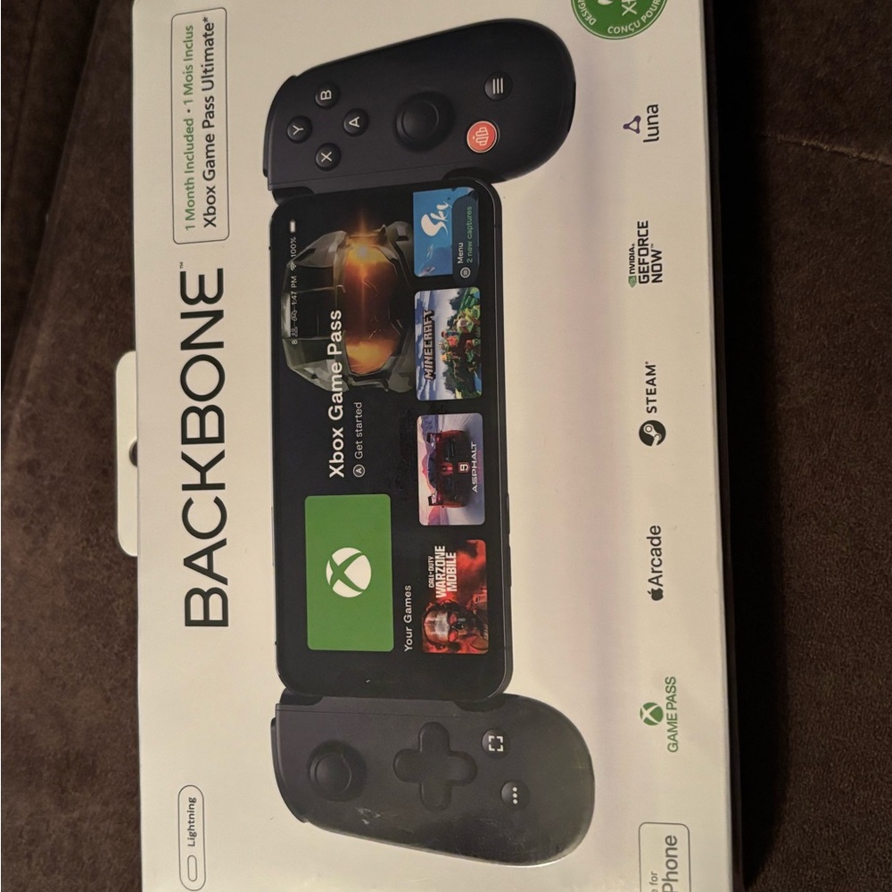 Black Backbone One Handheld Console for Mobile Gaming